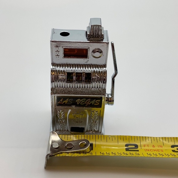 Vintage Las Vegas Nevada Travel Memorabilia Collectible Figurine - Picture 8 of 8